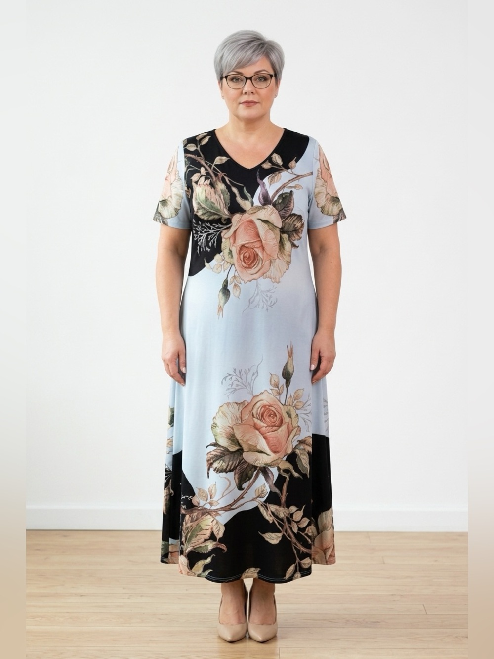 Plus Size Floral Maxi Dress - Size 3XL CDN/5XL